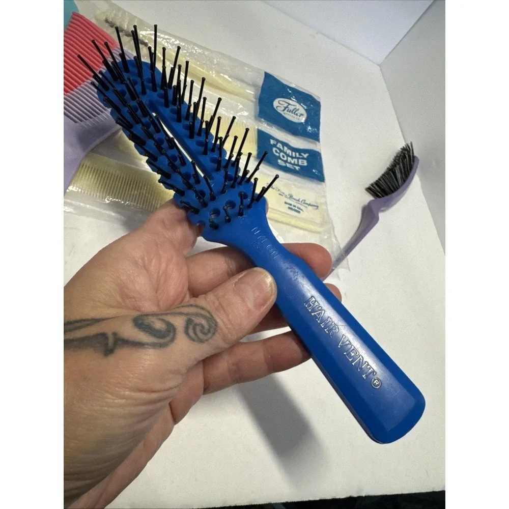 VTG Lot 10 Hair‎ Brushes & Combs Variety Styling Tools
